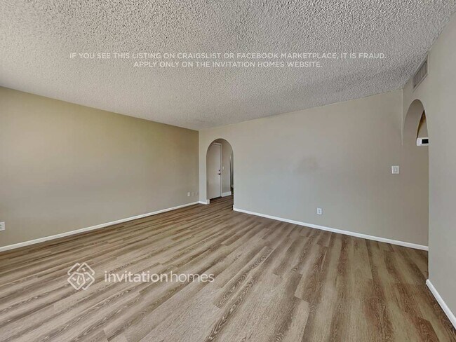 Foto del edificio - 5164 W Berkeley Rd