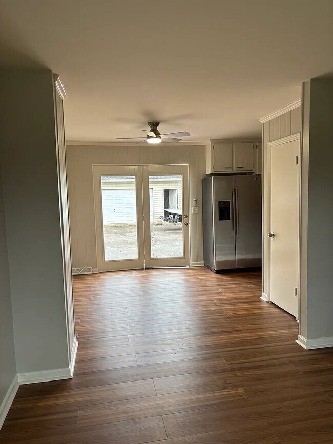 Building Photo - 646 Harpeth Bend Dr