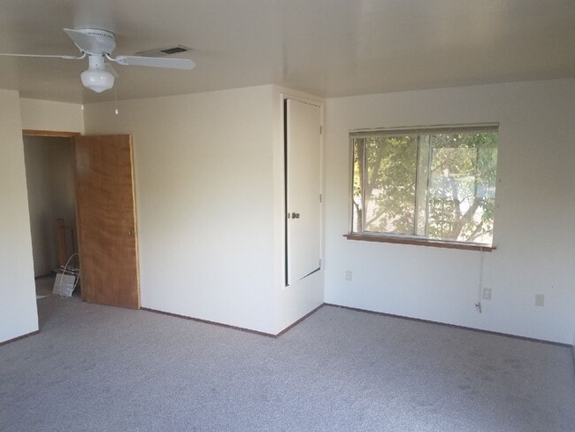 Foto del edificio - Racetrack 2