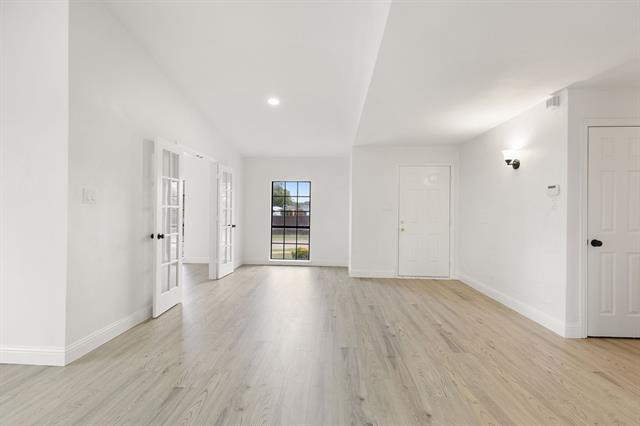 Foto del edificio - 2233 Marble Falls Dr