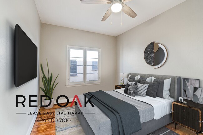 Foto del edificio - Sun Drenched One Bedroom Featuring Gorgeou...