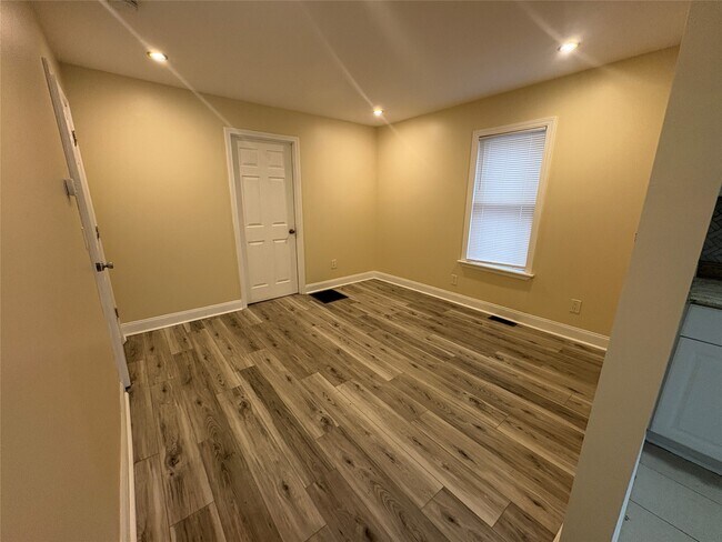 Foto del edificio - 24 Baxter St