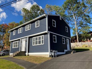 Building Photo - 1029 Mammoth Rd