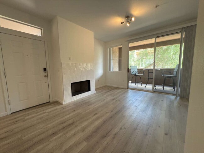 Photo - "Charming 1-Bedroom Retreat with Fireplace & Pool in Phoenix Oasis!" Apartment