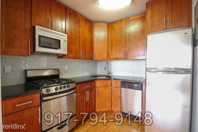 Foto del edificio - 1082 Fulton St