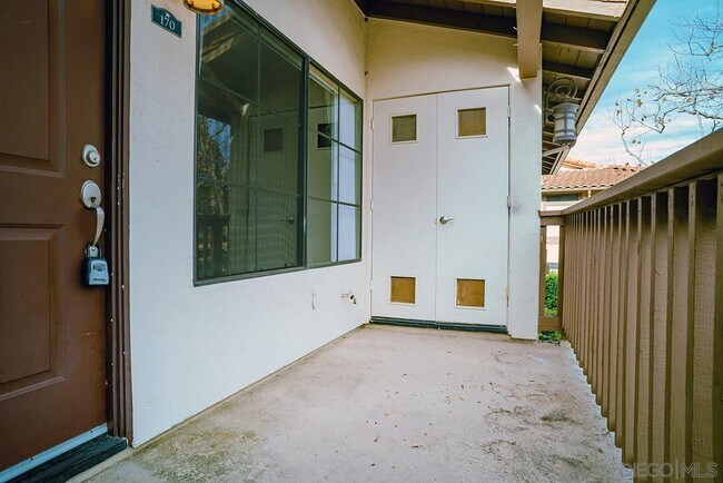 Foto del edificio - 3877 Pell Pl