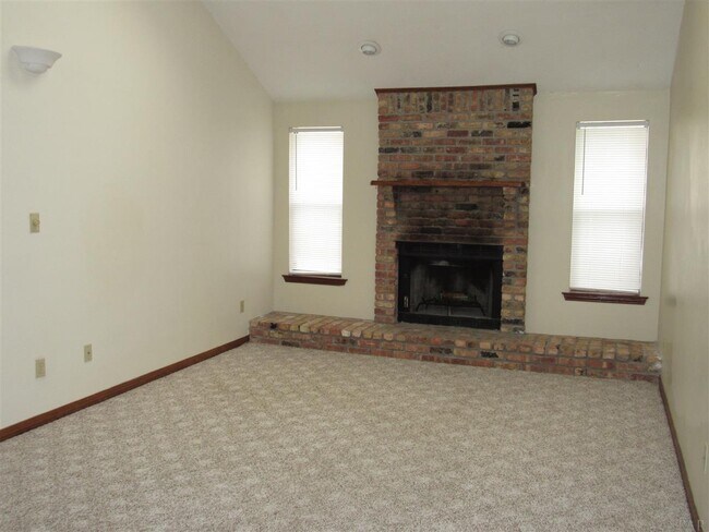 Building Photo - 2987 Meredith Dr
