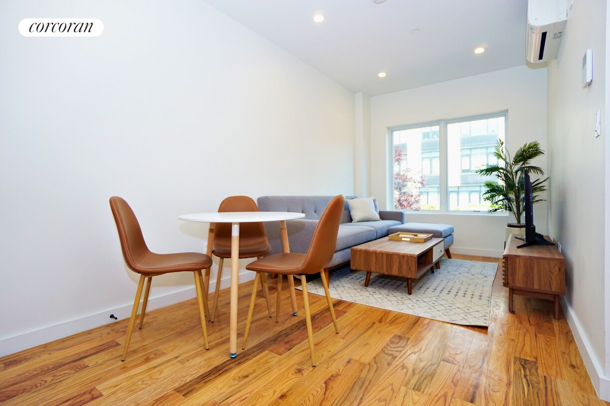 Primary Photo - 131 N 5th St