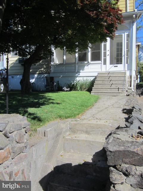Building Photo - 619 Baily Rd