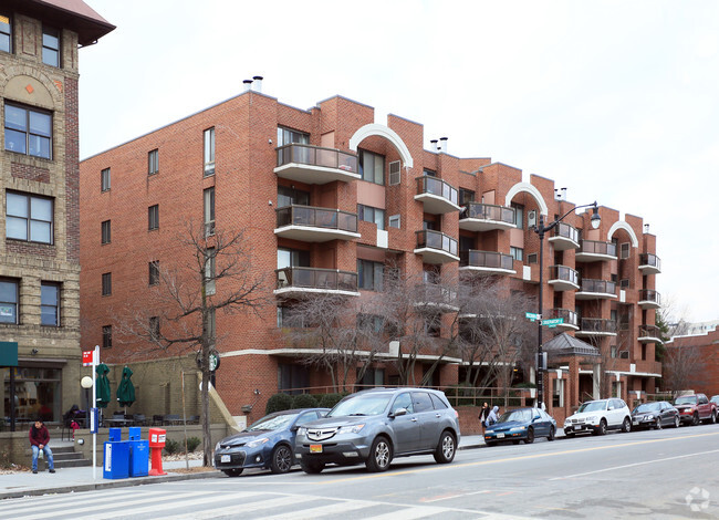 Building Photo - Sheffield Condominiums