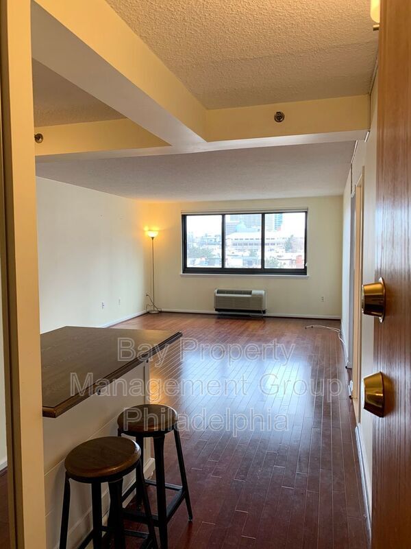 Foto del edificio - 2201 Cherry St