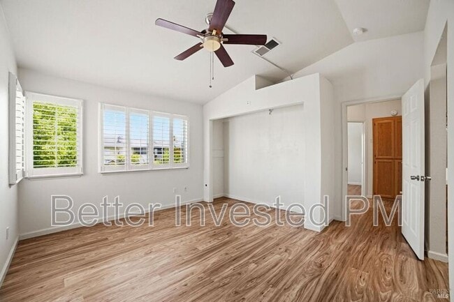 Building Photo - 2427 Bramble Way