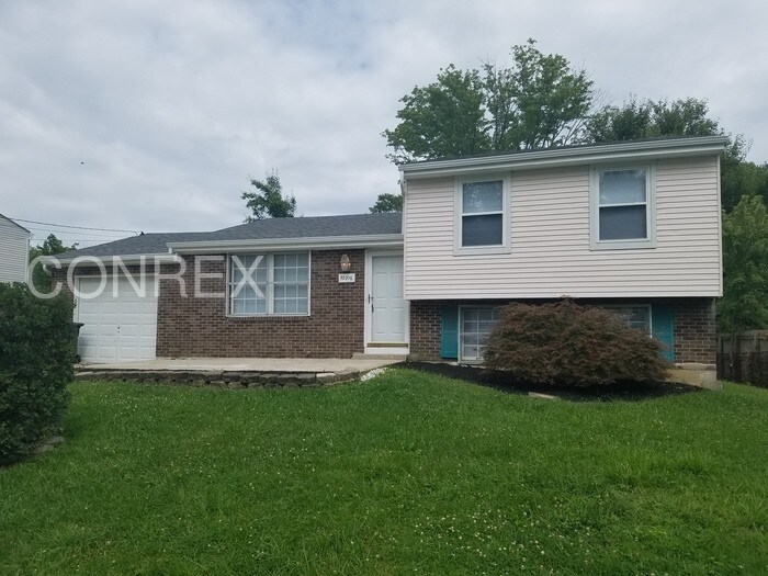 Primary Photo - Gorgeous Tri-level home
