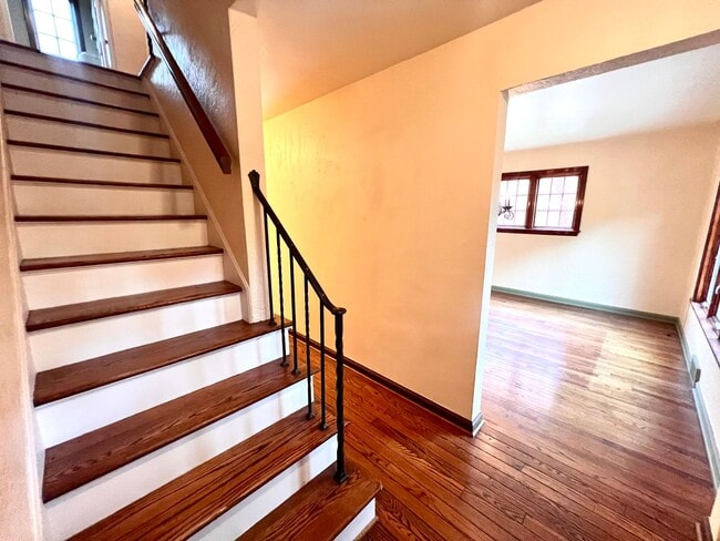 Foto del edificio - Pittsburgh - 3 Bedroom 1.5 Bathroom - Stunning Home