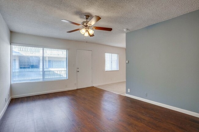 Interior Photo - 6419 10th Ave