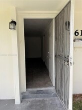 Building Photo - 6613 Evergreen Dr