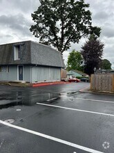 Building Photo - 11575 SW Greenburg Rd