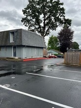 Building Photo - 11575 SW Greenburg Rd