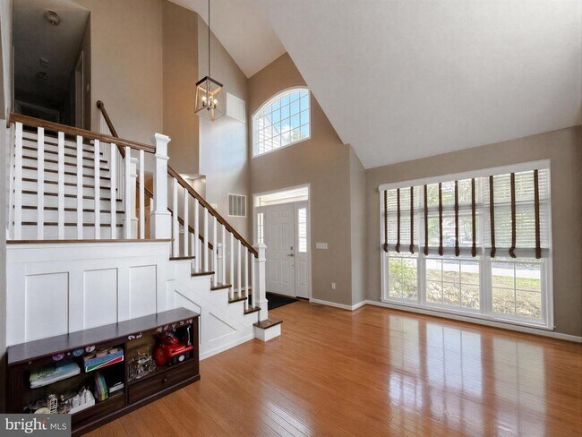 Foto del edificio - 23118 Silverberry Way