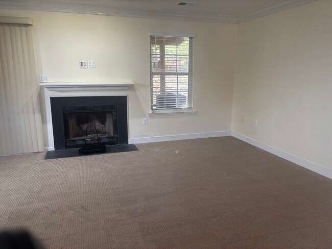 Building Photo - 4150 Crab Apple Ct