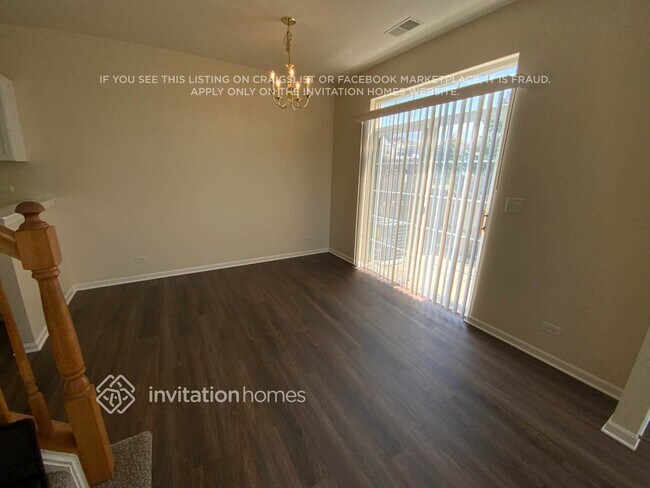 Foto del edificio - 2562 Hillsboro Blvd