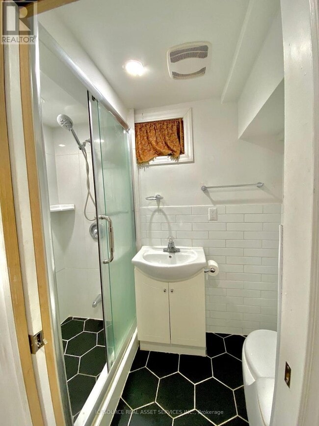 Photo du bâtiment - 486 Clinton St