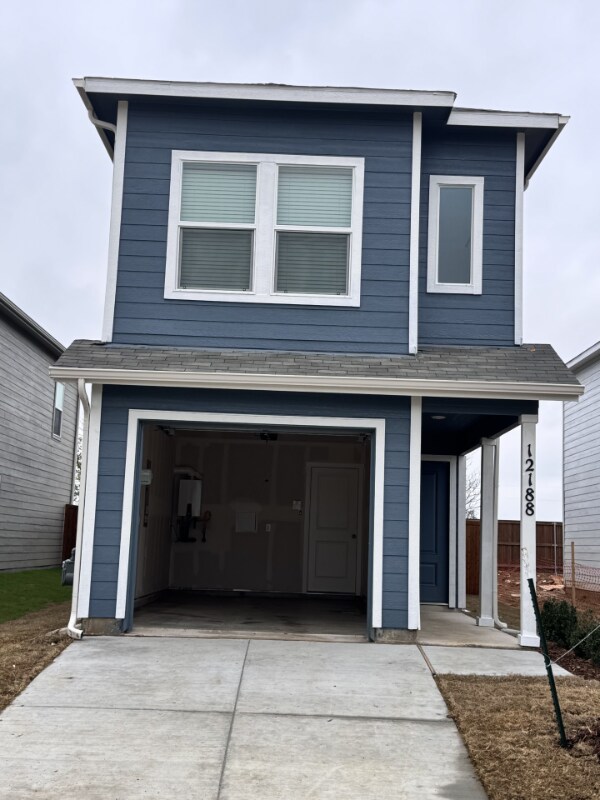 Photo - 12188 Steeplechase Dr (Aubrey, TX)