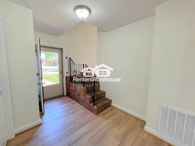 Foto del edificio - 354 Warrington Cir