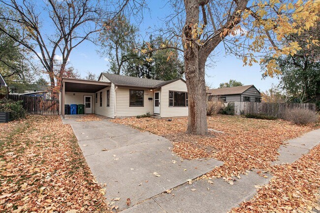 Foto del edificio - 3 Bedroom Ranch with a 4th room that can b...