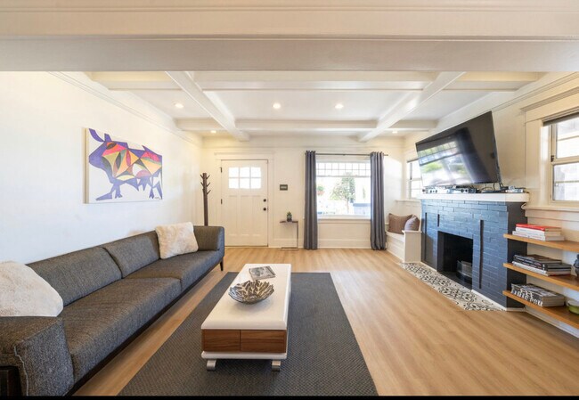 Foto del edificio - 3756 Dalton Ave