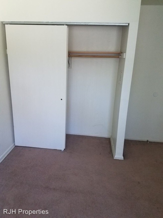 Foto del edificio - 5925 N 63rd St