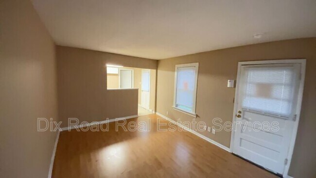 Foto del edificio - 1326 Campbell Ave