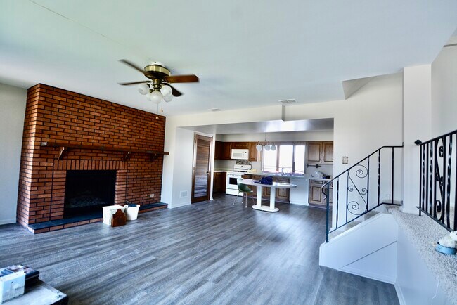 Foto del edificio - 819 N 17th Ave