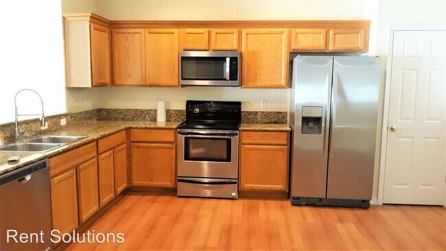 Building Photo - 3 br, 1.5 bath House - 9859 66th Street North