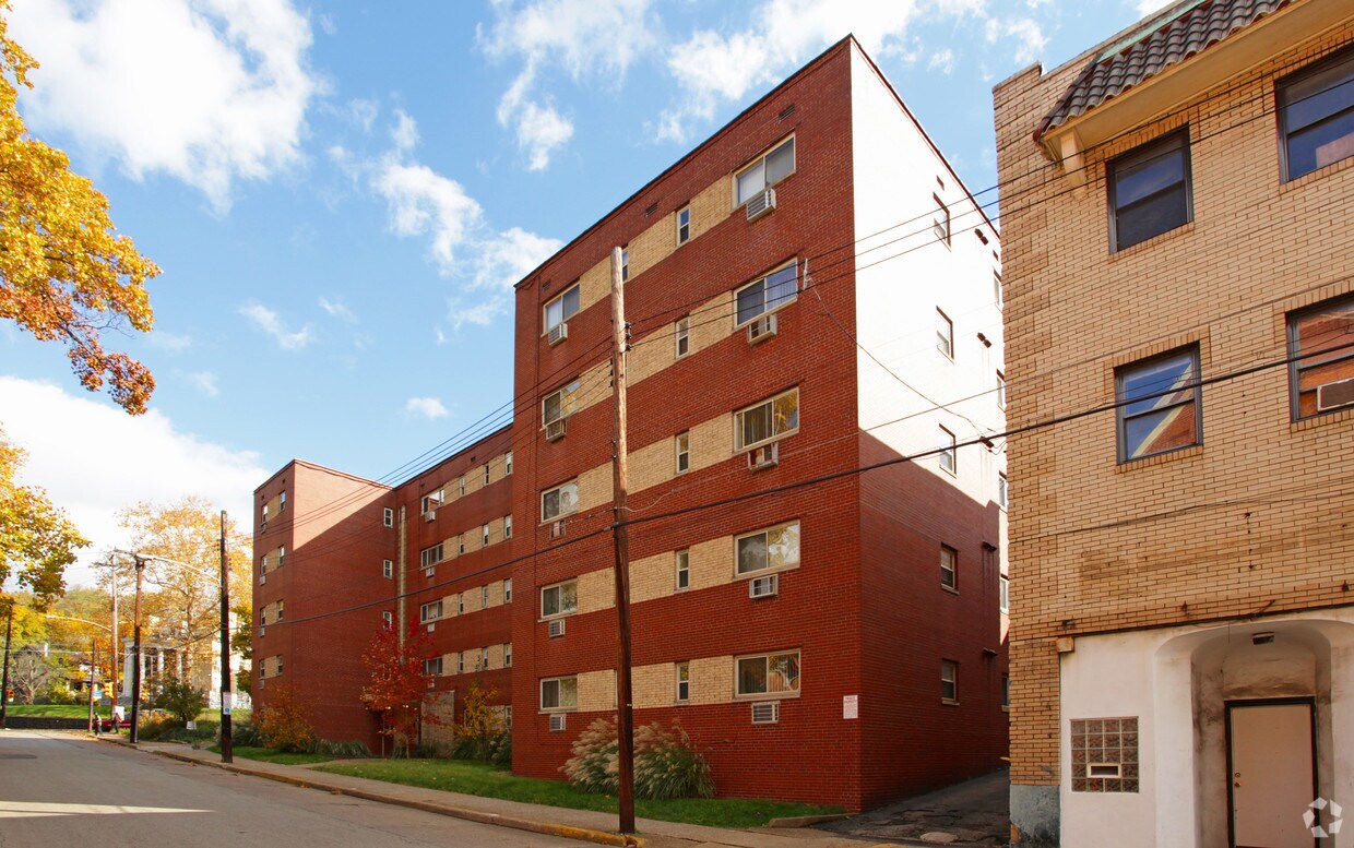 Building Photo - Woodside Apartments