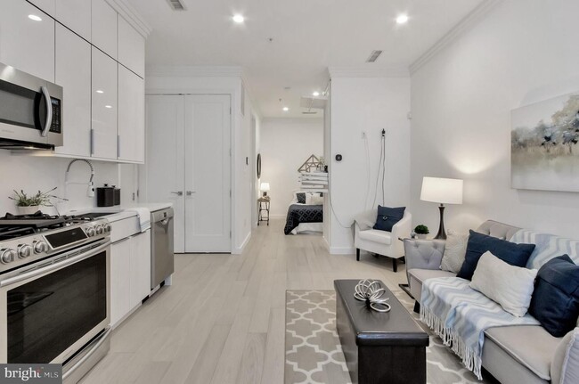 Foto del edificio - 3527 14th St NW