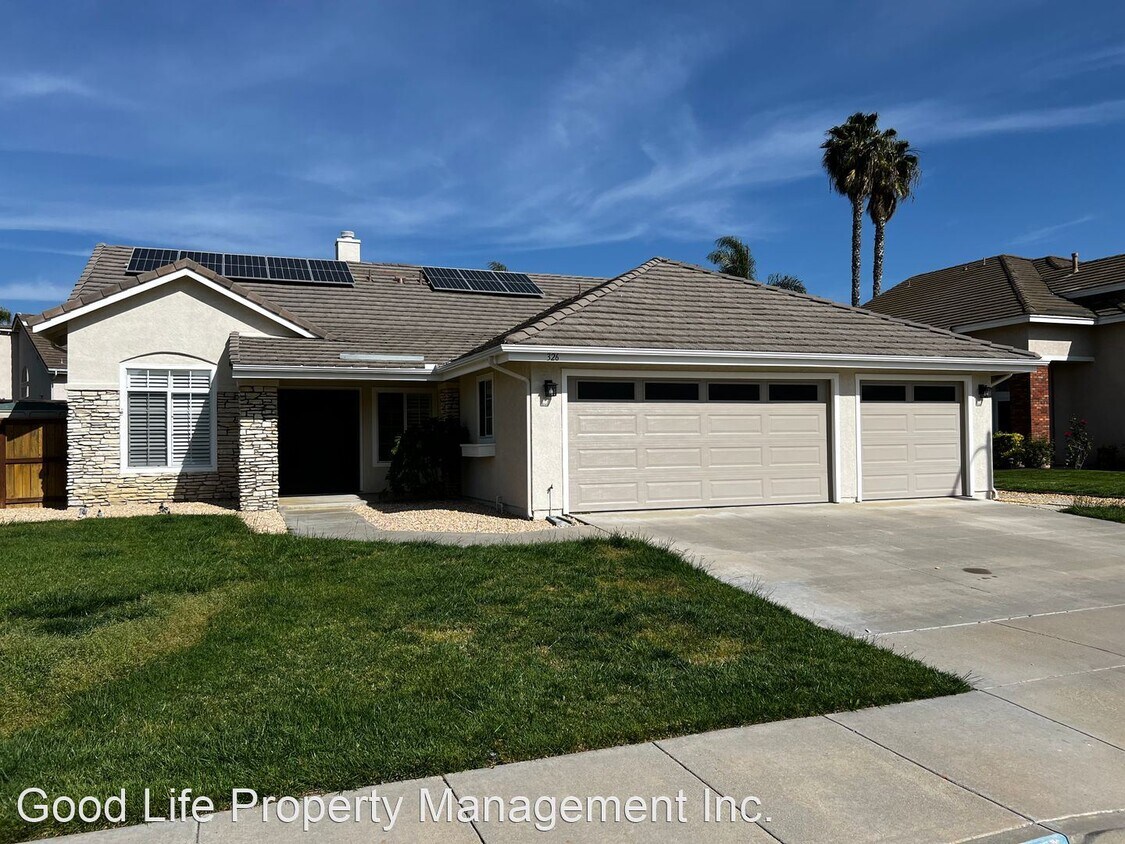 Primary Photo - 4 br, 2 bath House - 326 Paloma Bay Ct