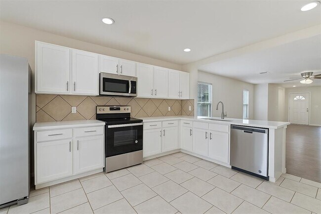 Foto del edificio - 7432 Cayenne Ln