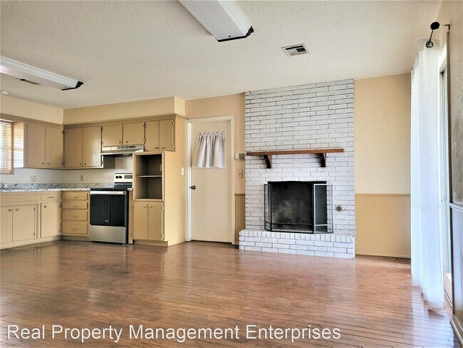 Building Photo - 3 br, 2 bath House - 1617 SW 80th St
