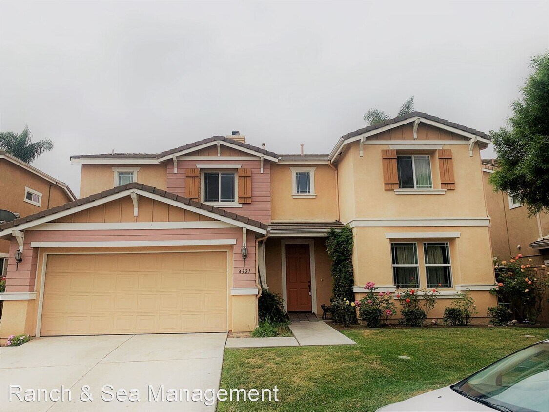 Primary Photo - 5 br, 3 bath House - 4321 Saddlehorn Way
