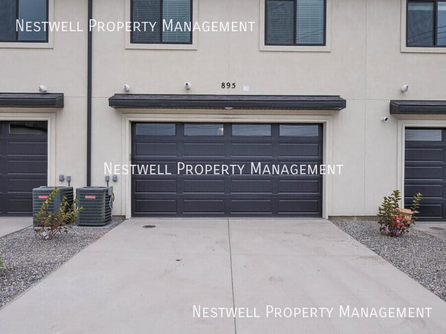 Building Photo - 895 S 900 W
