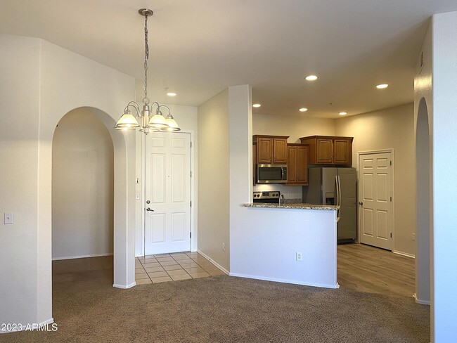Building Photo - 14575 W Mountain View Blvd