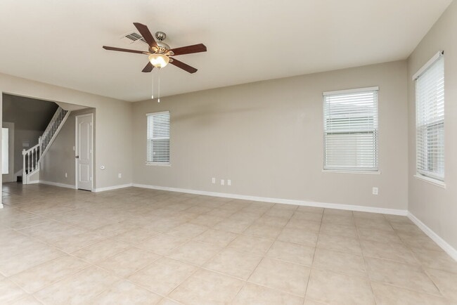 Building Photo - 123 Prairie Falcon Dr