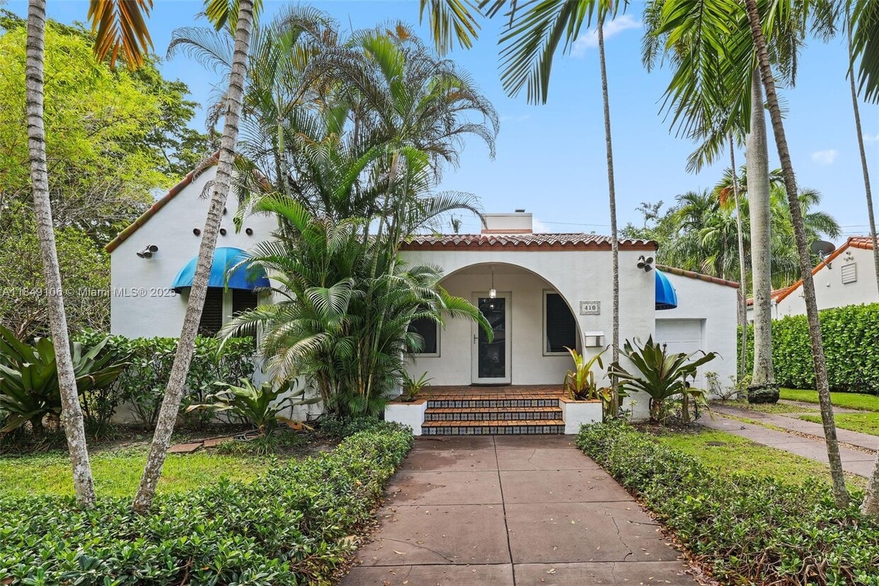 Primary Photo - 410 Minorca Ave
