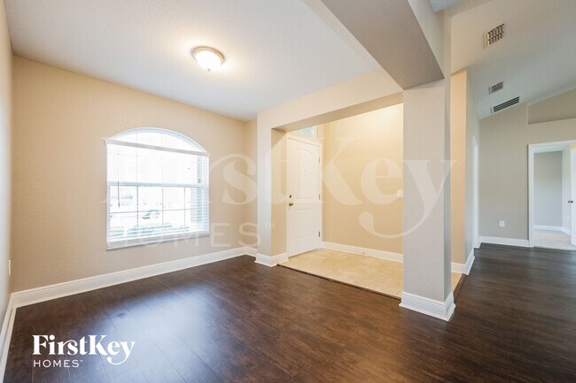 Building Photo - 1581 Lemon Ave