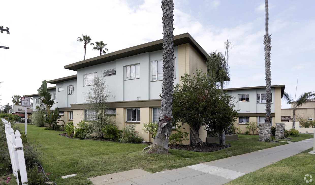 Primary Photo - Johanna Apartments