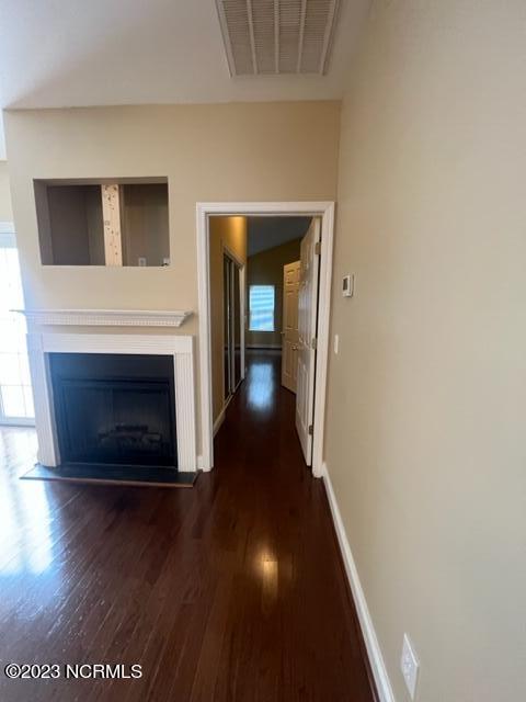Building Photo - 1546 Honeybee Ln