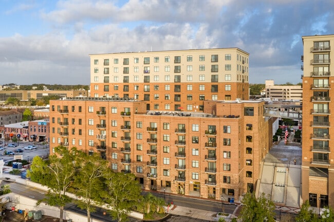 Overlook at River Place