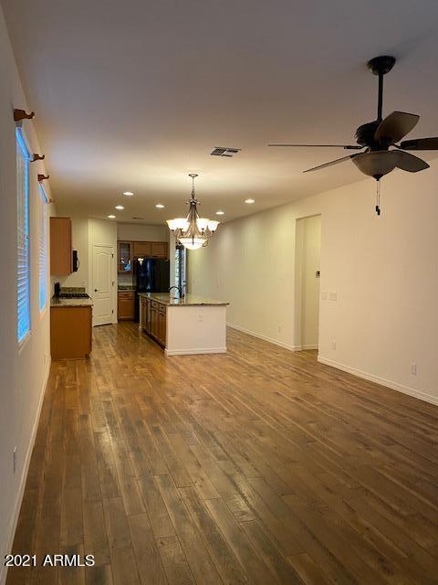 Foto del edificio - 40846 W Rio Grande Dr