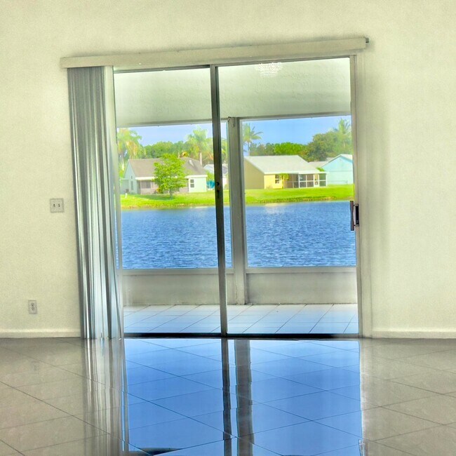 Foto del edificio - 53 Heather Cove Dr